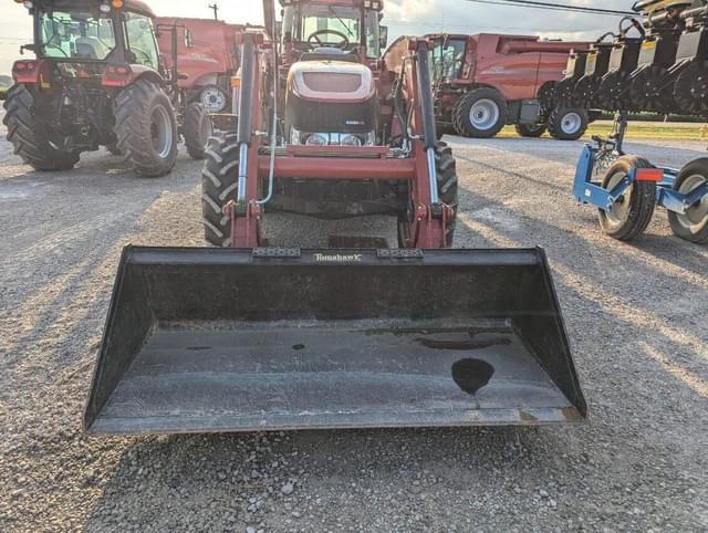 Image of Case IH Farmall 75C equipment image 3