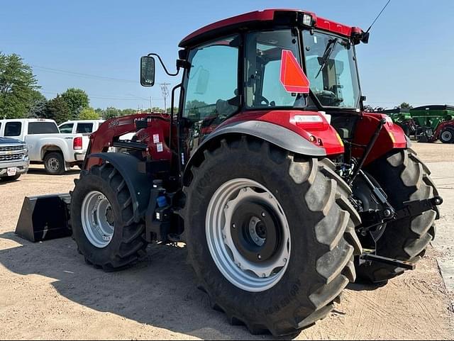 Image of Case IH Farmall 90C equipment image 2