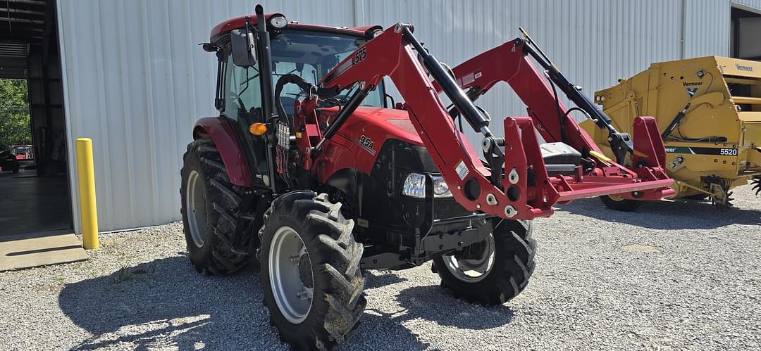 Image of Case IH Farmall 95 Primary image