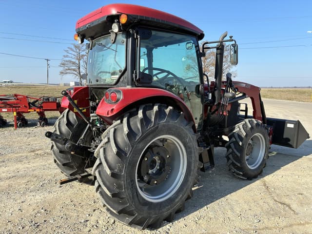 Image of Case IH Farmall 95A equipment image 3