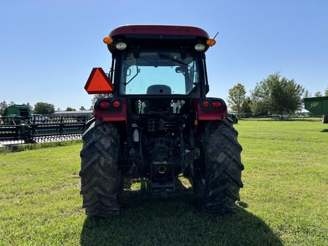 Image of Case IH Farmall 95A equipment image 3
