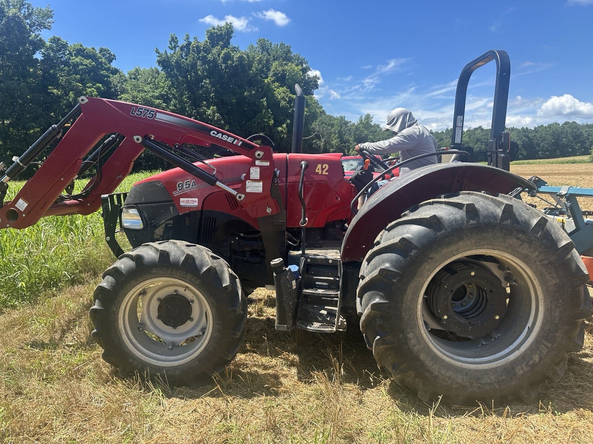 2022 Case IH Farmall 95A Equipment Image0