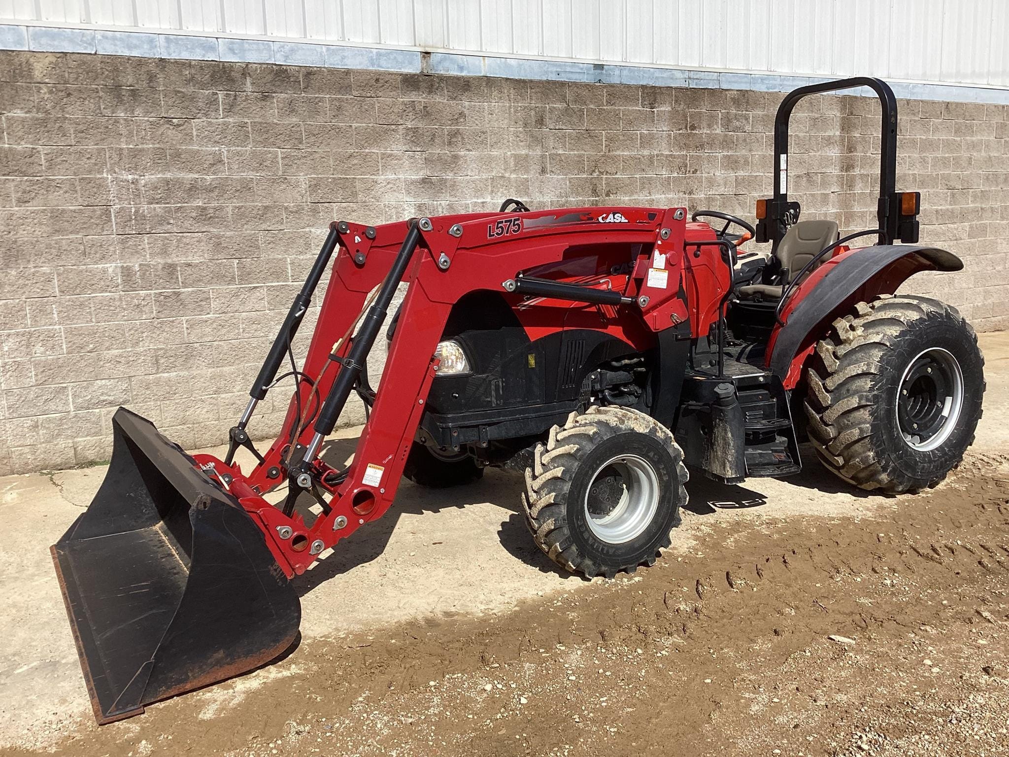 2022 Case IH Farmall 95A Equipment Image0