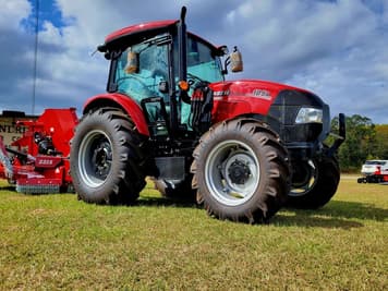 Main image Case IH Farmall 105A