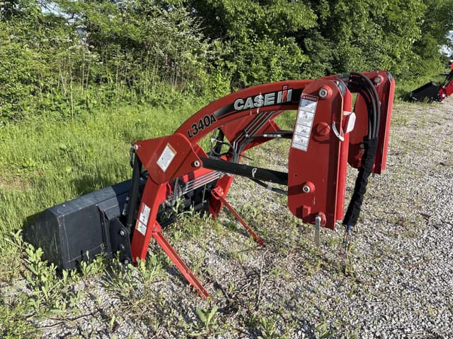 Image of Case IH L340A equipment image 4
