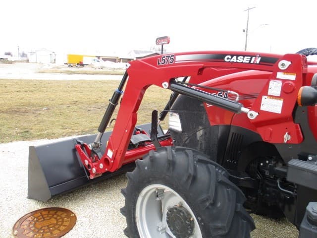 Image of Case IH L575 equipment image 1