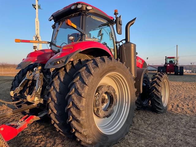 Image of Case IH Magnum 310 equipment image 2