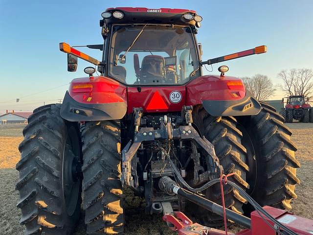 Image of Case IH Magnum 310 equipment image 3