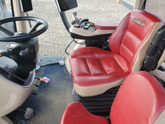 Image of Case IH Magnum 340 equipment image 4