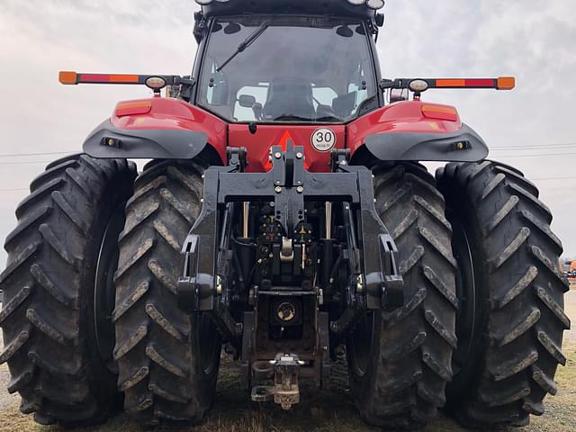 Image of Case IH Magnum 380 equipment image 3