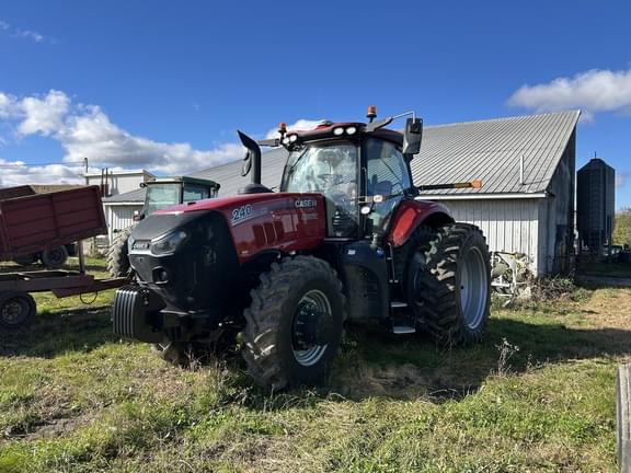 Image of Case IH Magnum 240 equipment image 1