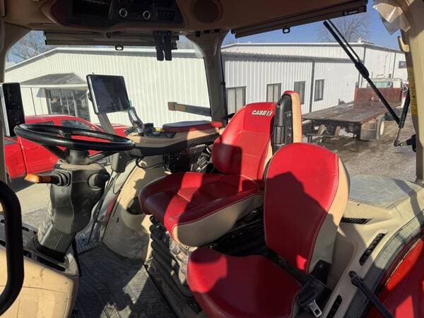 Image of Case IH Magnum 250 equipment image 4
