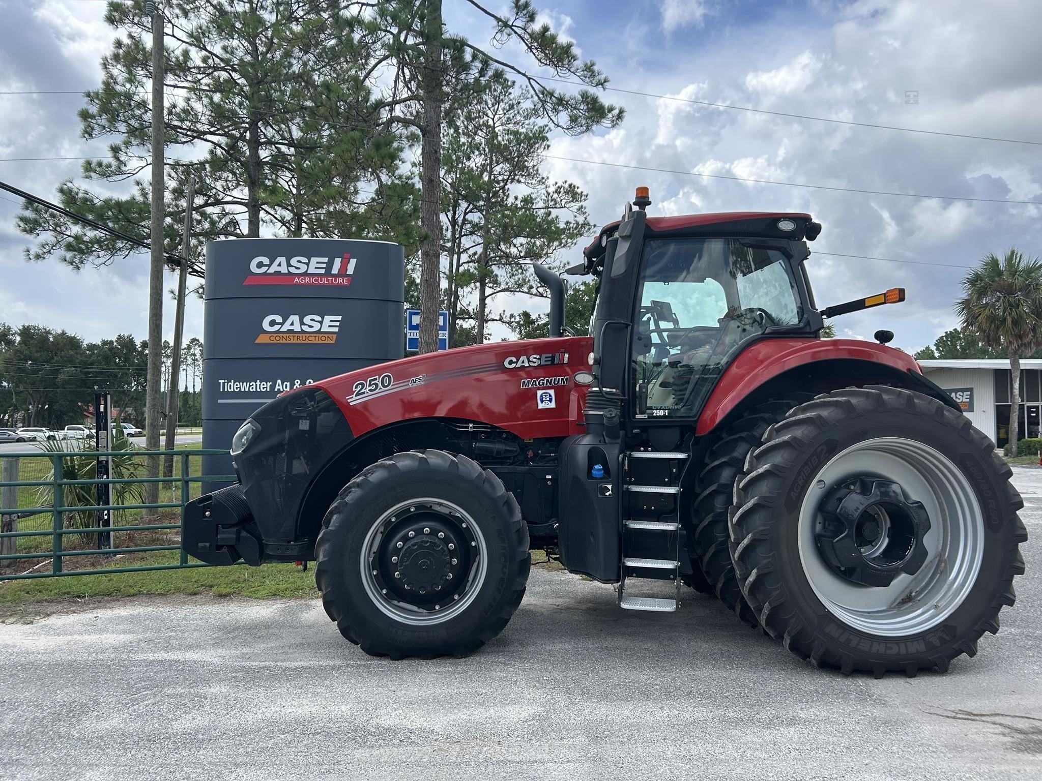 2022 Case IH Magnum 250 Equipment Image0