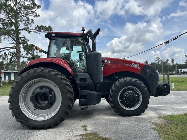 Image of Case IH Magnum 250 equipment image 1
