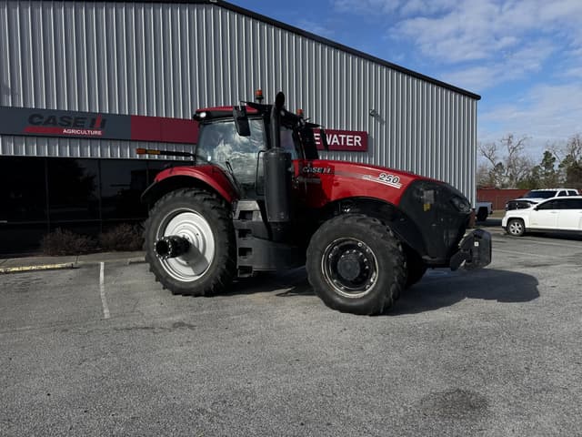 Image of Case IH Magnum 250 equipment image 2