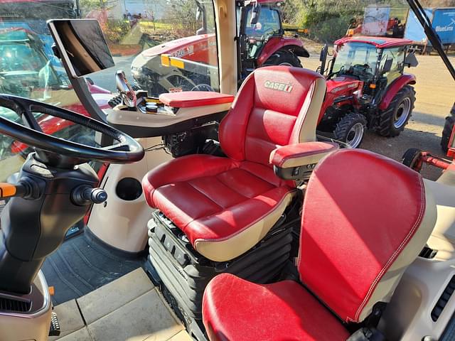 Image of Case IH Magnum 250 equipment image 4