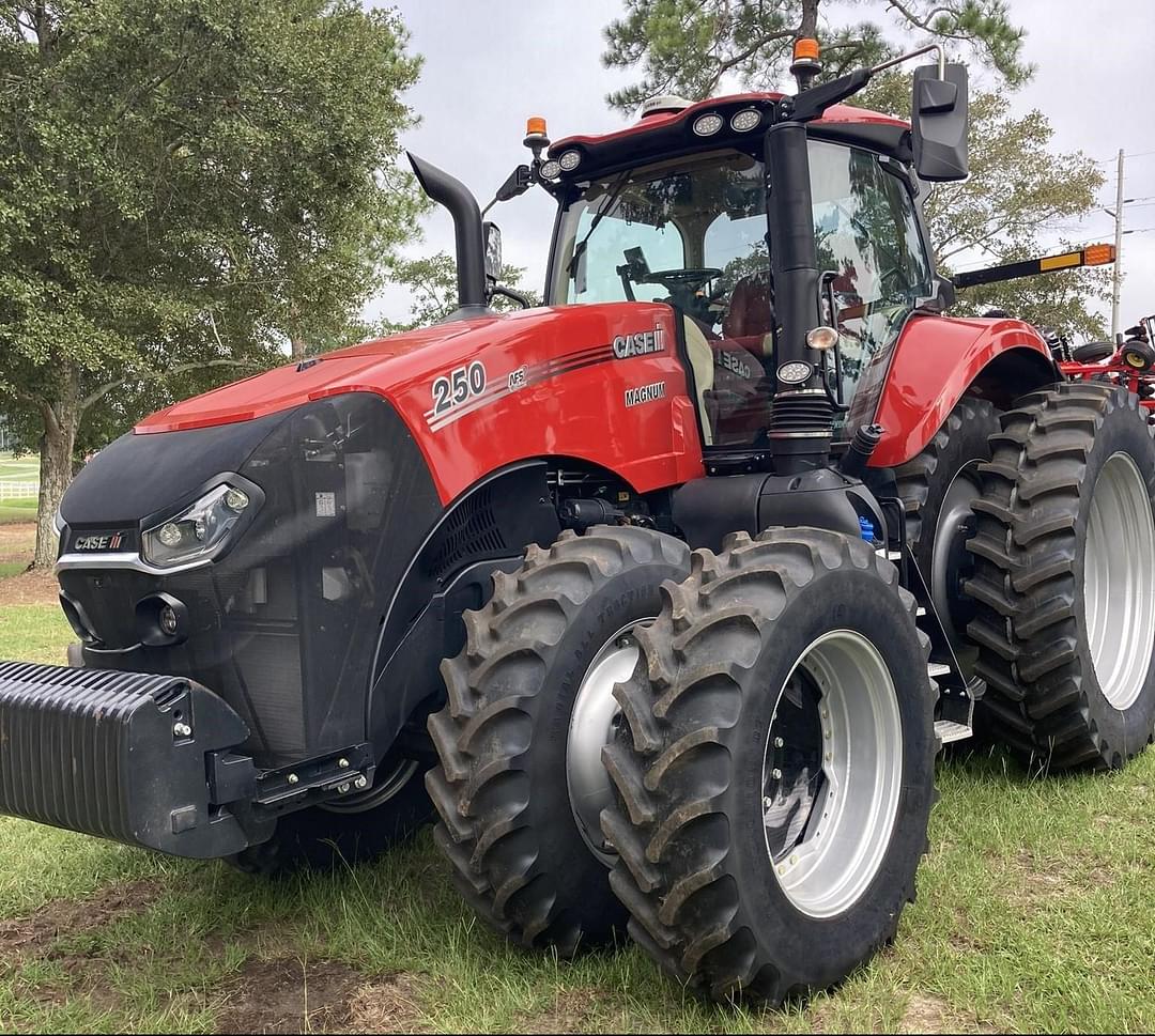 Image of Case IH Magnum 250 Primary image