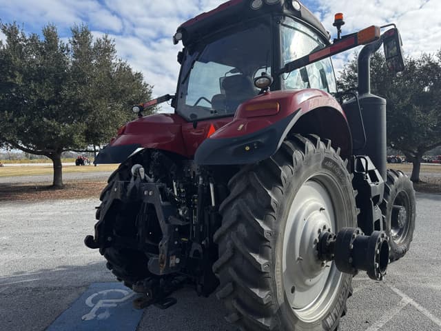 Image of Case IH Magnum 250 equipment image 2