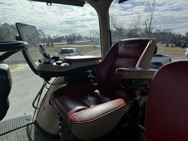 Image of Case IH Magnum 250 equipment image 4