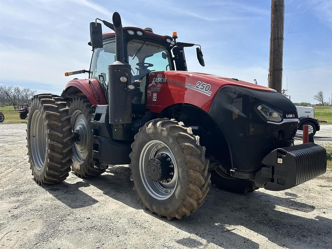 Image of Case IH Magnum 250 Primary image