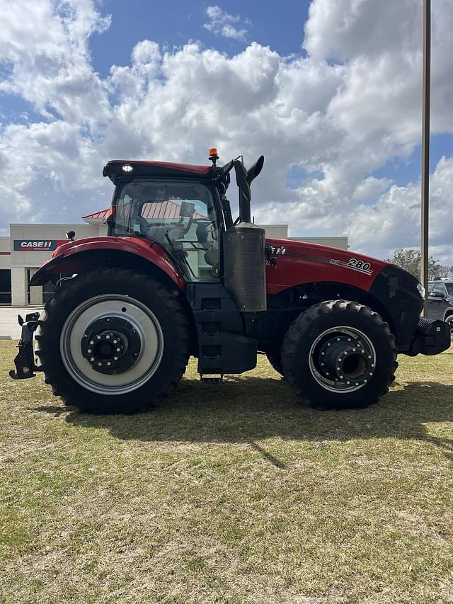 Image of Case IH Magnum 280 equipment image 1