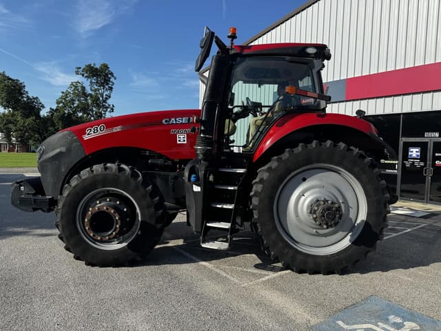 Image of Case IH Magnum 280 equipment image 2
