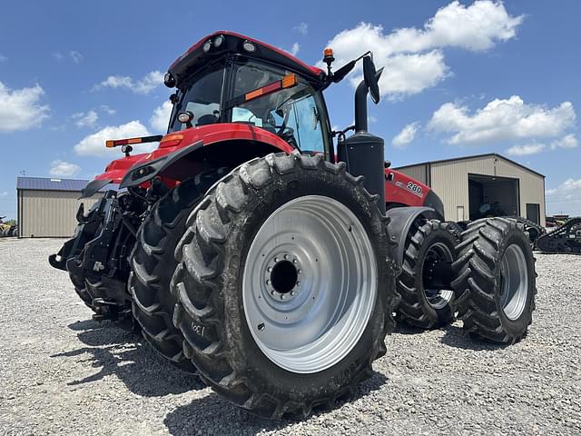 Image of Case IH Magnum 280 equipment image 4