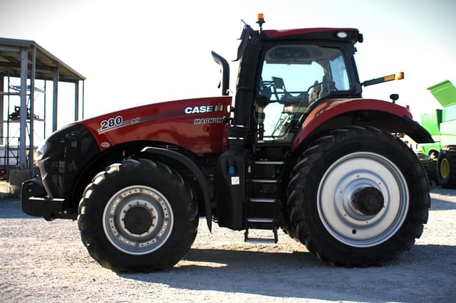 Image of Case IH Magnum 280 equipment image 1