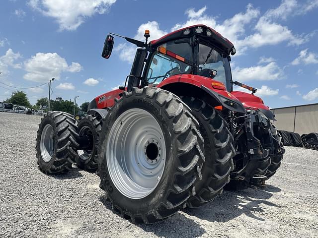 Image of Case IH Magnum 280 equipment image 4