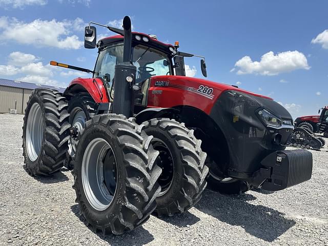 Image of Case IH Magnum 280 equipment image 1