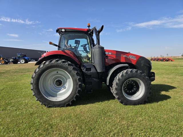 Image of Case IH Magnum 280 equipment image 1
