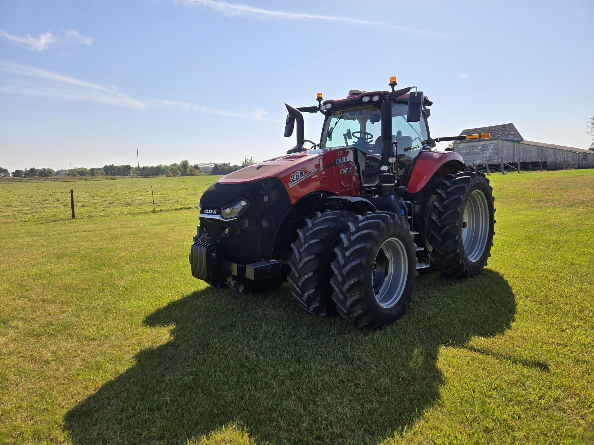 2022 Case IH Magnum 280 Equipment Image0