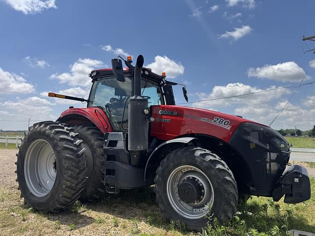 Image of Case IH Magnum 280 equipment image 1
