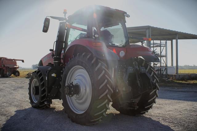 Image of Case IH Magnum 280 equipment image 2