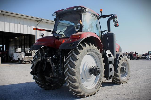 Image of Case IH Magnum 280 equipment image 4