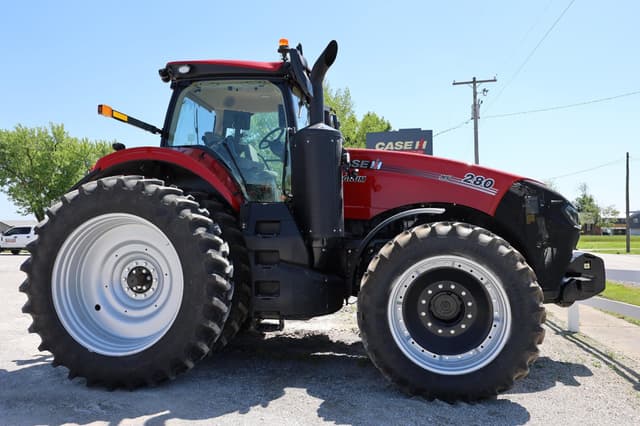 Image of Case IH Magnum 280 equipment image 1
