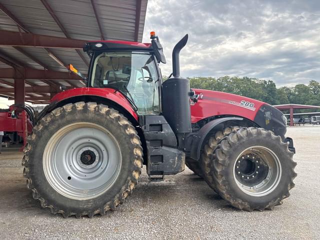 Image of Case IH Magnum 280 equipment image 1