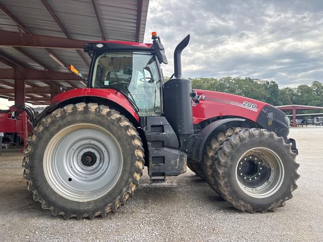 Image of Case IH Magnum 280 equipment image 1