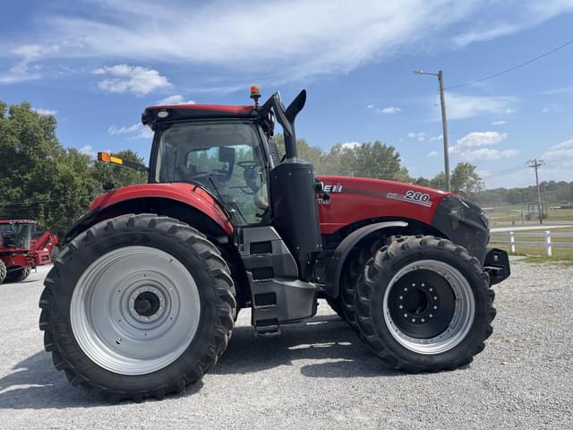 Image of Case IH Magnum 280 equipment image 1