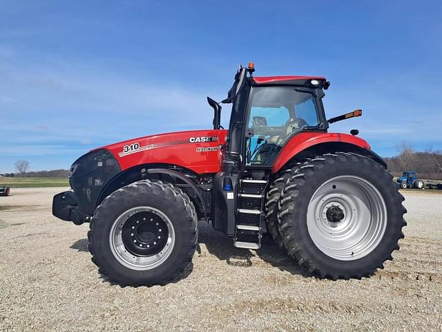 Image of Case IH Magnum 310 equipment image 1