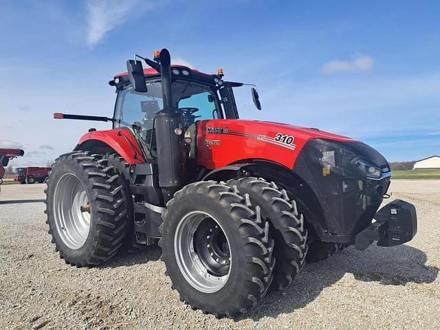 Image of Case IH Magnum 310 equipment image 4