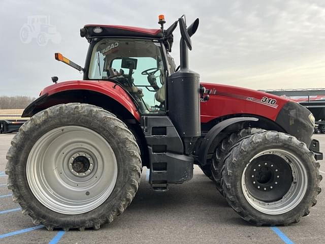 Image of Case IH Magnum 310 equipment image 1