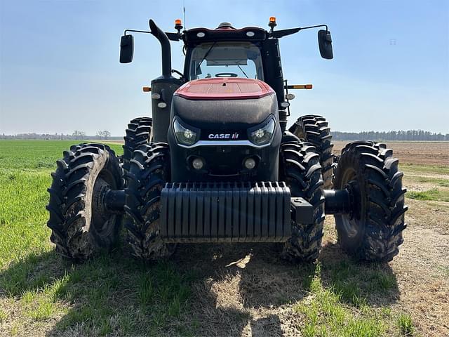 Image of Case IH Magnum 310 equipment image 2