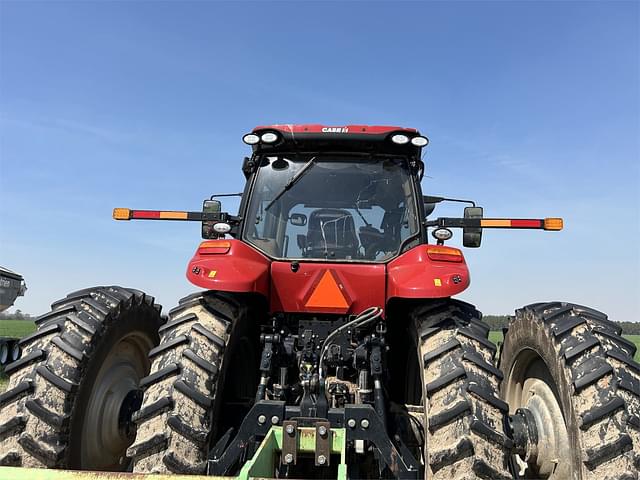 Image of Case IH Magnum 310 equipment image 3