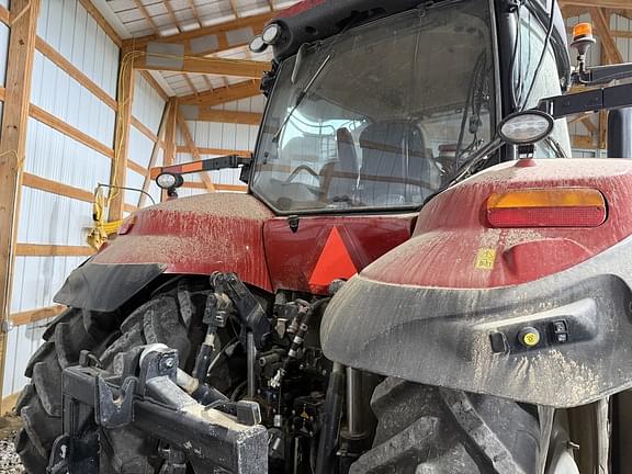 Image of Case IH Magnum 310 equipment image 2