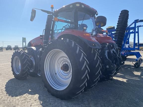 Image of Case IH Magnum 310 equipment image 3