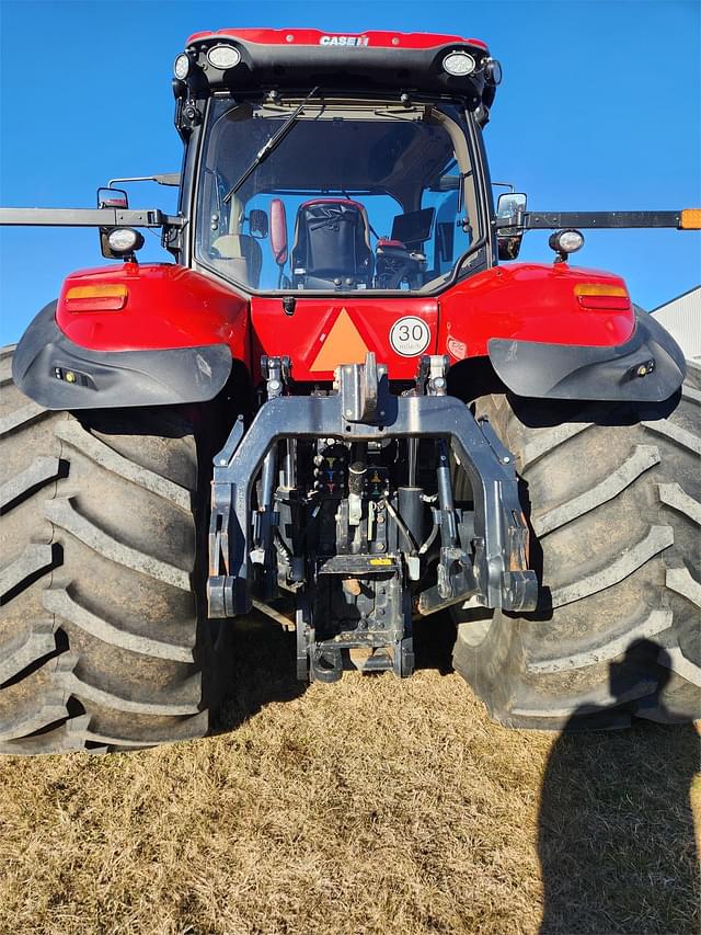 Image of Case IH Magnum 310 equipment image 3