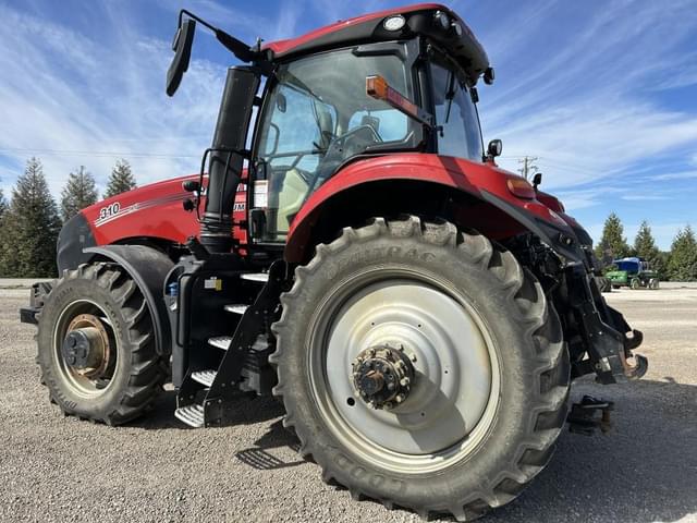Image of Case IH Magnum 310 equipment image 4