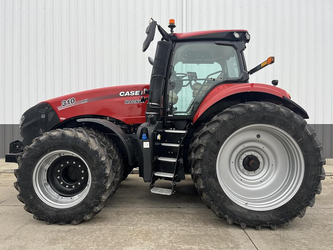 Image of Case IH Magnum 310 Primary Image