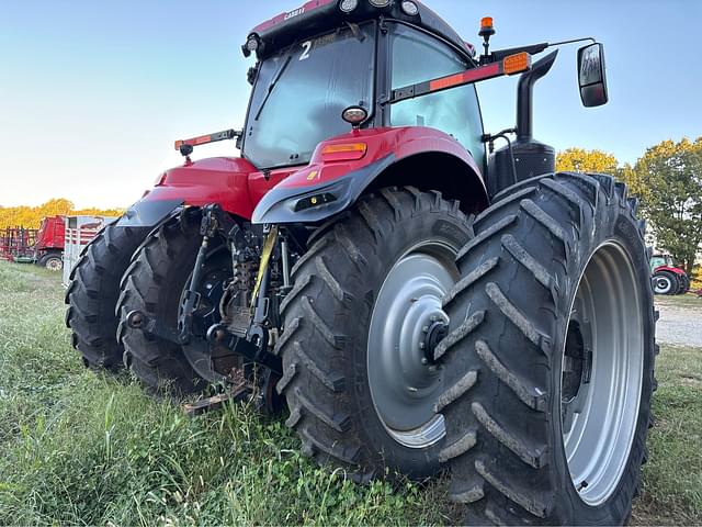 Image of Case IH Magnum 310 equipment image 3